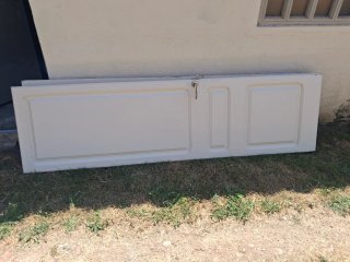 2 Puertas de madera