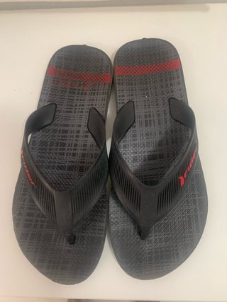 Chanclas Rider Negras y Rojas