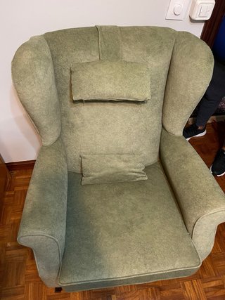 2 Sillones Verdes de Tela (2 por 130)