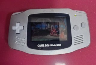 Game Boy Advance + Juego Capcom