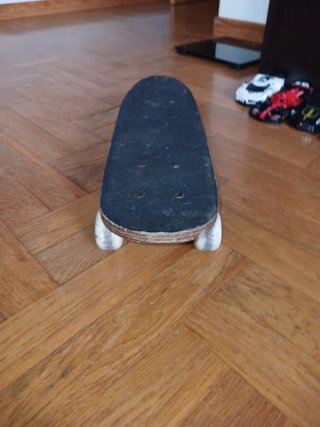 Skateboard negro