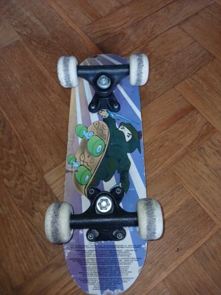 Skateboard negro