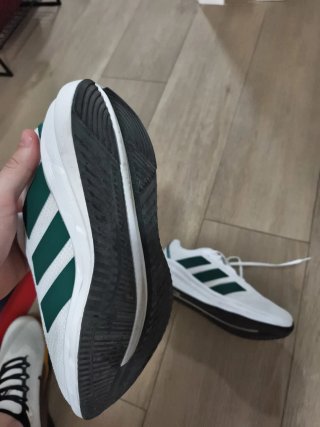 Zapatillas Adidas Blancas y Verdes