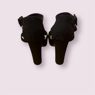 Tacones negros con plataforma Marypaz