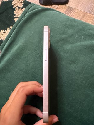 iPhone 13 Dorado
