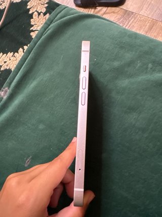 iPhone 13 Dorado