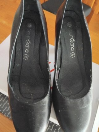 Zapatos de piel negros