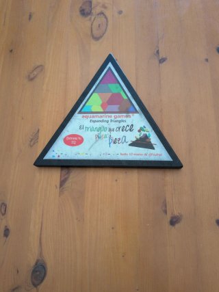 Juego de mesa El triángulo que crece