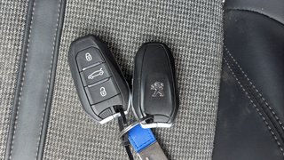 Peugeot 3008 PureTech 130 S&S Allure 96 kW (130 CV)