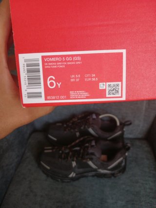 Zapatillas Nike Negras y Grises