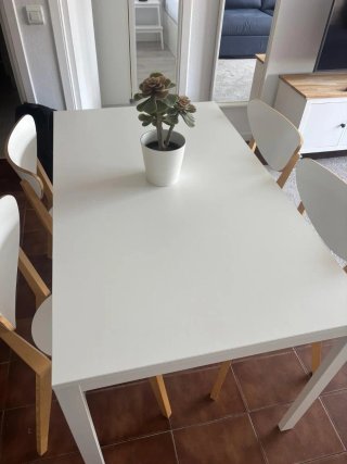 Mesa comedor Ikea madera blanca