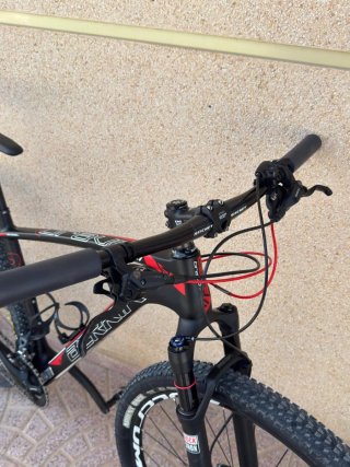 Bicicleta Berria Bravo Carbono 29