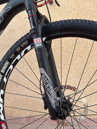 Bicicleta Berria Bravo Carbono 29