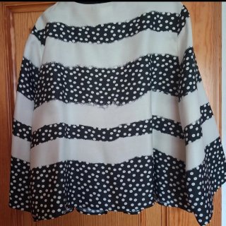 Casaca Marina Rinaldi Negra y Blanca Talla 25