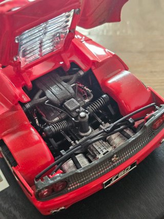 Maqueta Ferrari F50 (1995) Escala 1:18