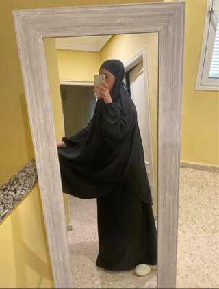 Conjunto Jilbab con falda negra