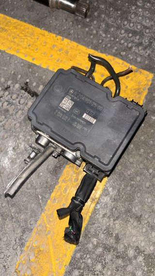Módulo ABS Mercedes W204 A2049012500