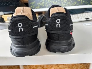 Scarpe On Cloud 6 Nere