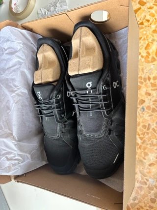 Scarpe On Cloud 6 Nere