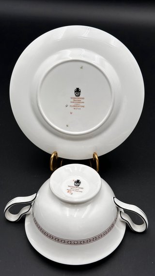 Wedgwood Florentine Tazza con Piattino
