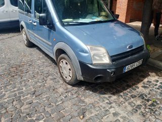Ford E-Tourneo Courier 2003