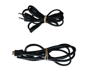 CONSOLA PS4 SLIM 500GB CON CABLES