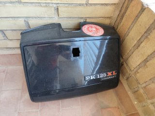Guantera Vespa PK 125 XL Negra