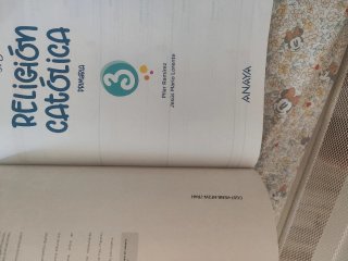 Libro de religión de tercero sin usar