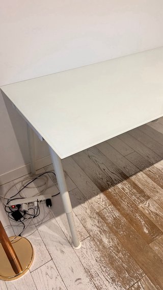 Mesa escritorio cristal y metal