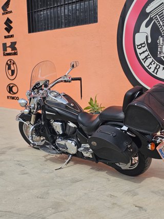 Kawasaki VN900 Custom Cruiser 2009