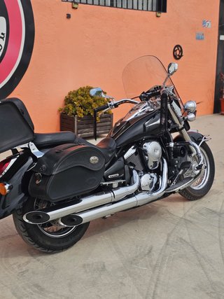 Kawasaki VN900 Custom Cruiser 2009