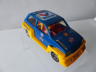 MG METRO SCALEXTRIC ( AMARILLO Y AZUL )