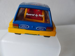 MG METRO SCALEXTRIC ( AMARILLO Y AZUL )