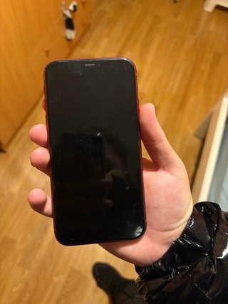 iPhone 11 Rojo