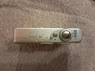 Canon Ixus 30