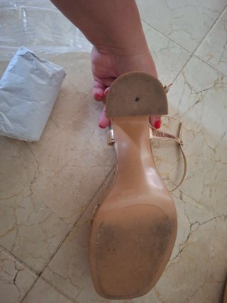 Sandalias doradas tacón plataforma talla 39