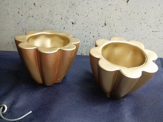 Conjunto de 2 Vasos Decorativos Flor Dourado