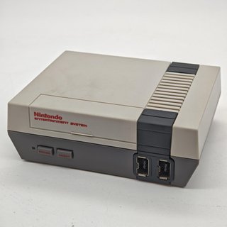 CONSOLA NINTENDO CLASSIC MINI CON DOS MANDOS + CAJA + CABLES + FUNDA