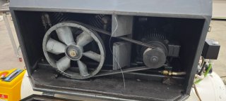 Compresor PUSKA 5.5 HP SNH-650.300 LOTAM