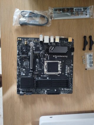 Placa Base MSI PRO B650M-P
