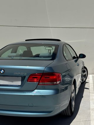 BMW Serie 3 320d E92 - ÚNICO DUEÑO