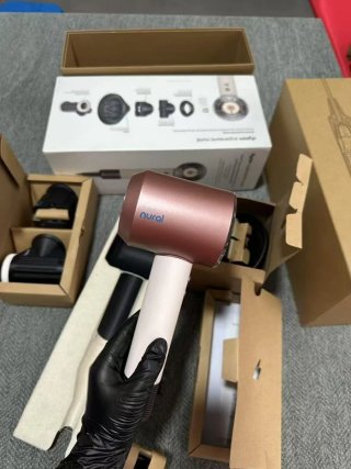 Dyson Supersonic nural beige/rosa