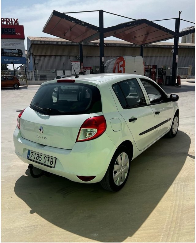 Renault Clio 2010 “130.000KM SOLO ITV 2027”