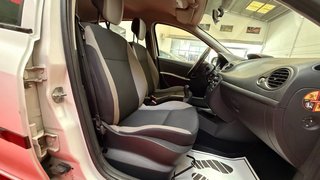 Renault Clio 2010 “130.000KM SOLO ITV 2027”