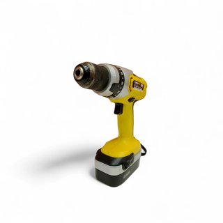 TALADRO ATORNILLADOR 18 V POWER PLUS +  BASE CARGA X2 BATERIAS Y ACC + MALETIN