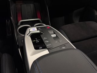 BMW iX2 xDrive30 313cv M Sport