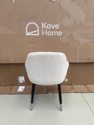 Sedia Kave Home Urmyra bianca bouclé