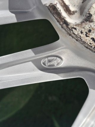 Llantas Hankook con Rin Hyundai