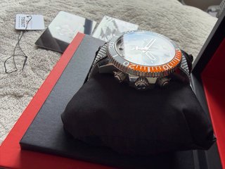 Reloj Tissot Seastar Cronógrafo Plata Naranja