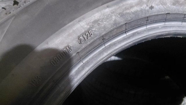 Neumáticos 235/55/19
